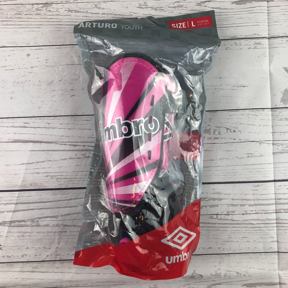 NEW Umbro Arturo Soccer Shin Guards Pink Size L